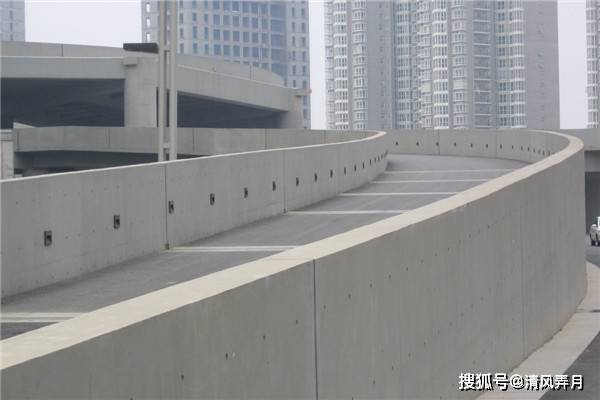 今日微水泥施工价格