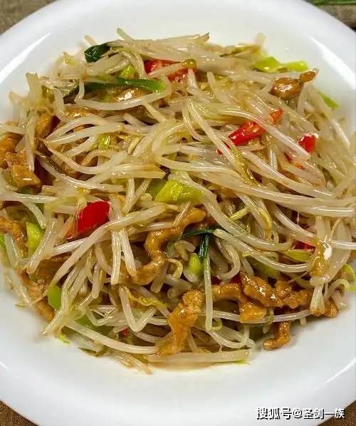 “三伏不吃酸，伏后腿脚酸”，8种酸食吃起来，舒筋养肝过盛夏
