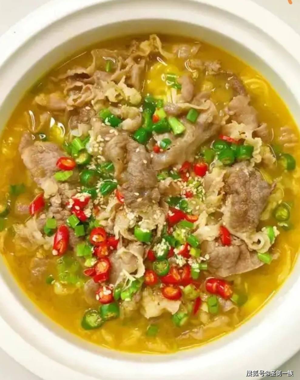 “三伏不吃酸，伏后腿脚酸”，8种酸食吃起来，舒筋养肝过盛夏