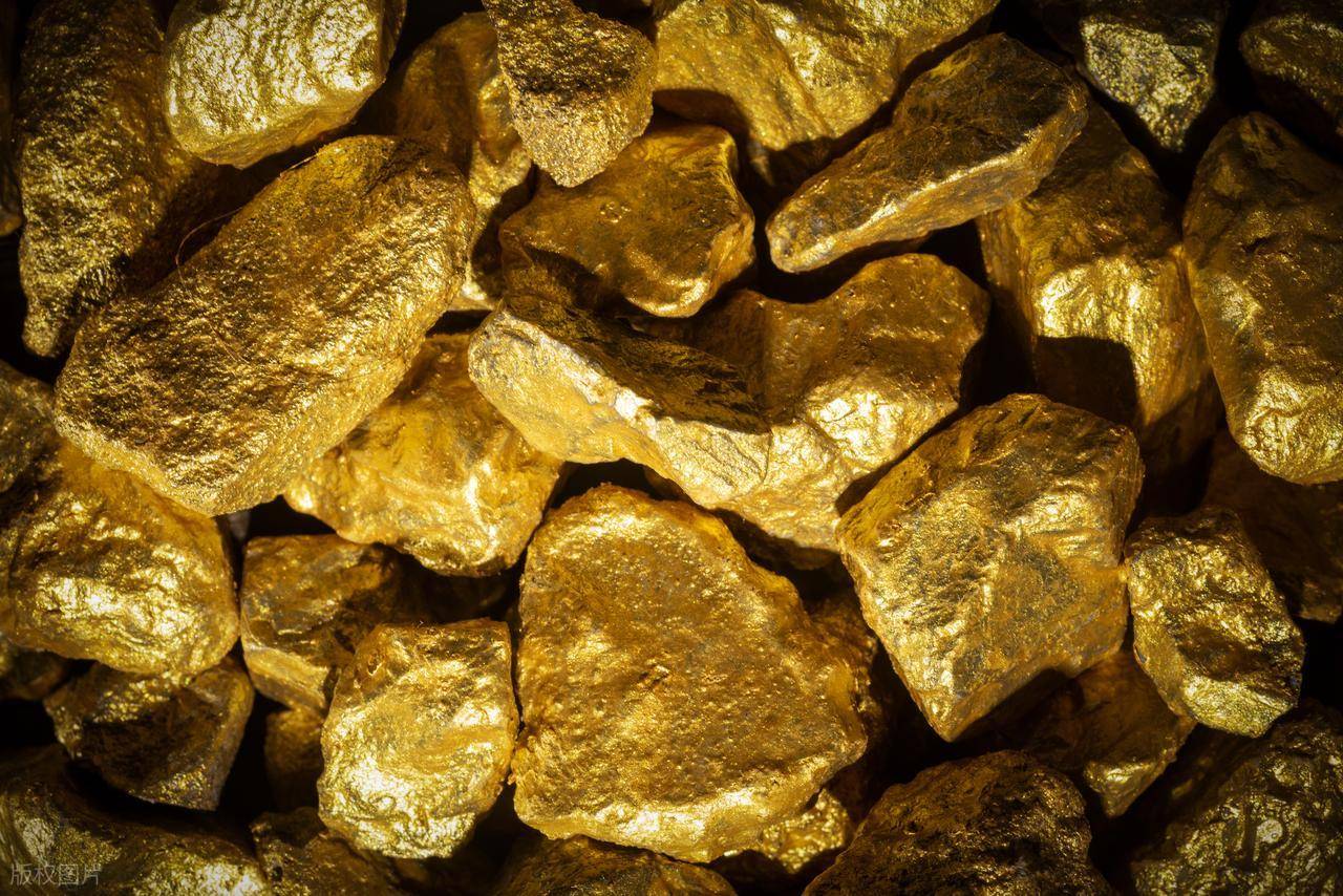 下半年黄金还涨吗?白银涨幅比黄金还狠!不敢投黄金可以试试白银