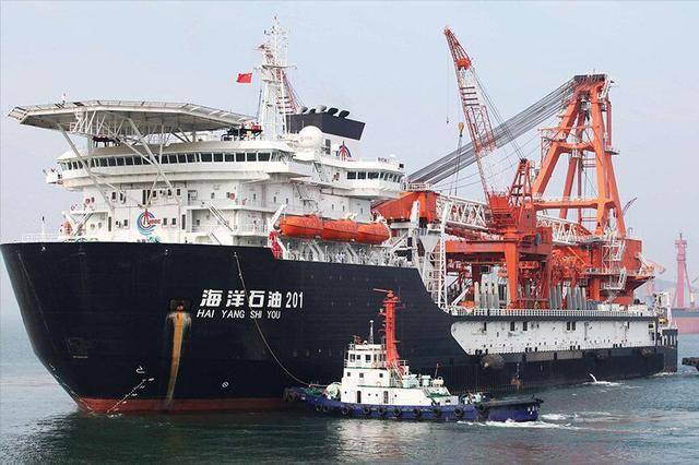 中国高价进口原油,低价出口成品油,为何要赔本赚吆喝?