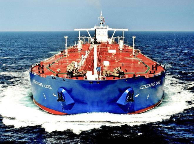 俄油轮卷入军事冲突!西方罕见妥协,中国原油供应链遭波及