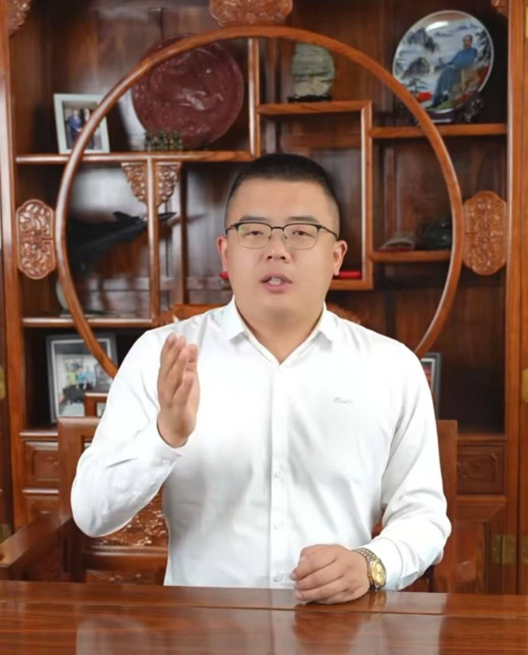 没钱时，先练“赚钱思维”