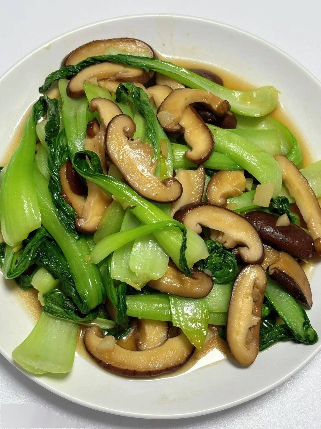 炒青菜怎么做脆嫩？原来诀窍超简单，一次炒一盘，真好吃