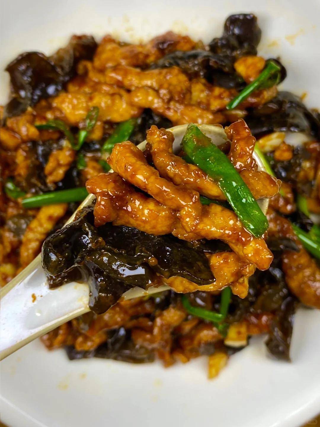 炒肉丝怎么做不柴？原来诀窍超简单，一次炒一盘，真香